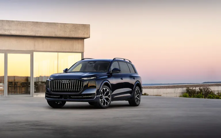 Audi Q9 vs. BMW X7 and Mercedes-Benz GLS: Size Comparison Audi Q9 vs. BMW X7 and Mercedes-Benz GLS: Size Comparison
